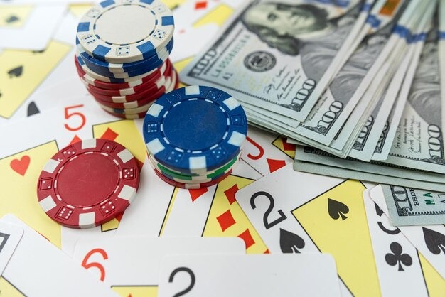 Live dice table on diponegoro togel showing dealer and HD video feed